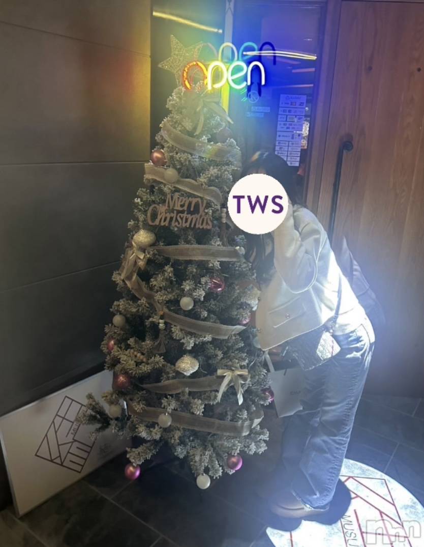 ƲХ顦Lounge en&.(饦󥸥) 2024ǯ1211̥֥🧑‍🎄