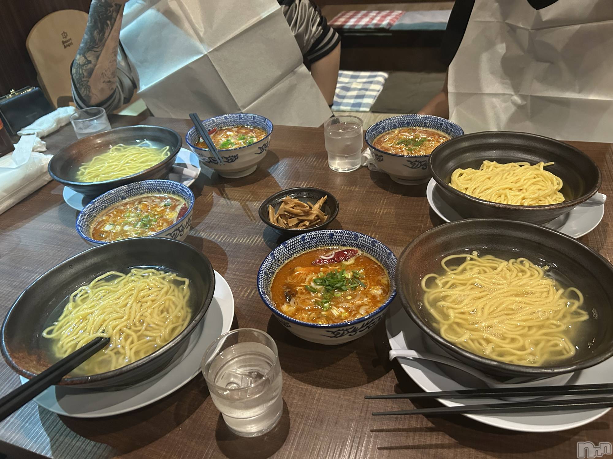 ʥå륺СROYAL ONE() 2025ǯ327̥֥֤顼󤿤٤🍜 