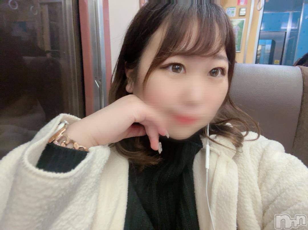 新潟人妻デリヘル新潟人妻　2nd Wife(セカンドワイフ)体験。みなみ奥様(23)の2024年10月22日写メブログ「お久しぶりです♡♡」