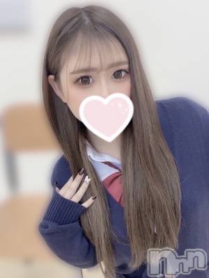ななせ☆キスだけで濡れ濡れ☆(19) 身長150cm、スリーサイズB87(D).W56.H85。上越デリヘル わちゃわちゃ在籍。