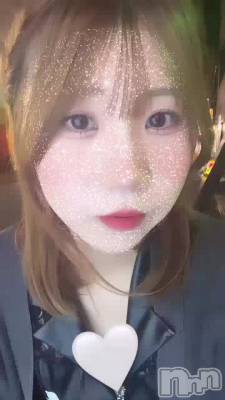 ( > <)
