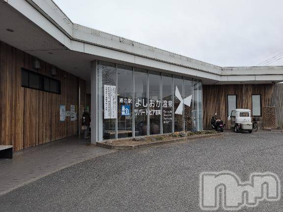 新潟人妻デリヘル熟女の風俗 最終章(ジュクジョノフウゾクサイシュウショウ) さつき(50)の3月15日写メブログ「わたしの車の前を陸上自衛隊の車が」
