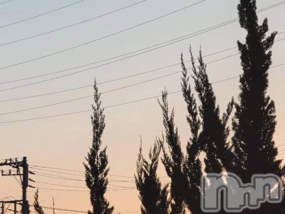 新潟デリヘル熟女の風俗 最終章(ジュクジョノフウゾクサイシュウショウ)さつき(50)の2025年10月29日写メブログ「６時前の朝は暗いですね。」