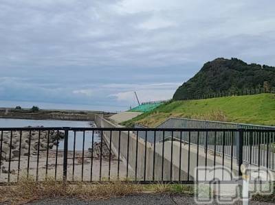 新潟人妻デリヘル 熟女の風俗 最終章(ジュクジョノフウゾクサイシュウショウ) さつき(50)の10月9日写メブログ「くぐり岩通ったけど、すごーい風景」