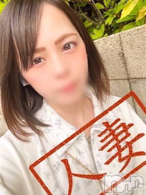 ななせ　人妻(33) 身長158cm、スリーサイズB90(D).W57.H92。上田発デリヘル charmant 上田・佐久(シャルマンウエダ・サク)在籍。