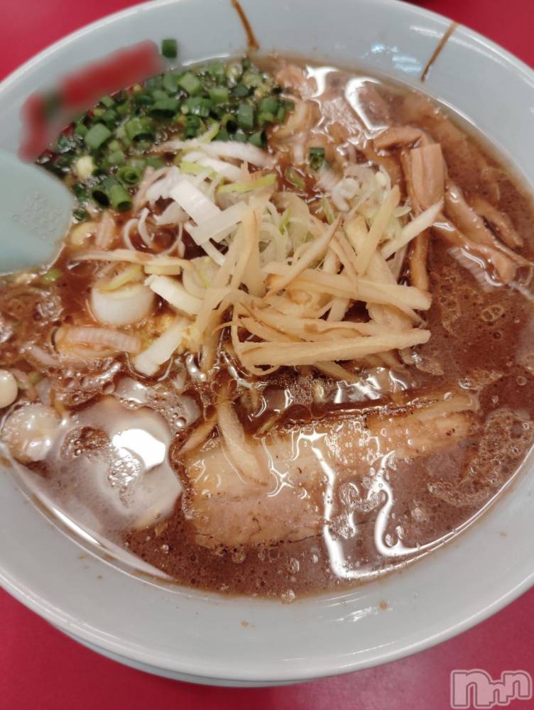 三条デリヘル新潟デリヘル倶楽部　三条店(ニイガタデリヘルクラブ　サンジョウテン) かえで(18)の11月14日写メブログ「ぎるてぃ」