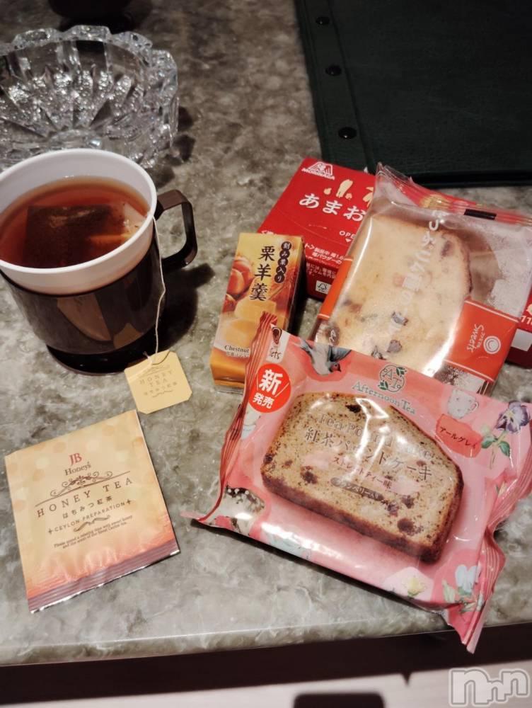 三条デリヘル新潟デリヘル倶楽部 三条店(ニイガタデリヘルクラブ サンジョウテン) かえで(18)の11月26日写メブログ「【お礼】11/25リオンズのおにぃさん💌」