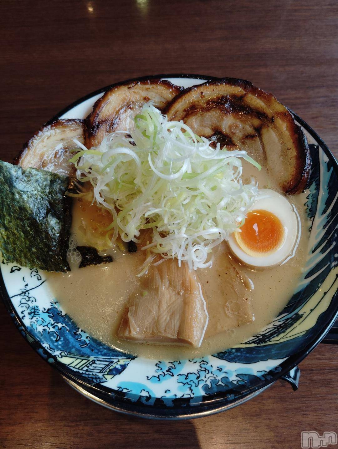 三条デリヘル新潟デリヘル倶楽部　三条店(ニイガタデリヘルクラブ　サンジョウテン)かえで(18)の2024年11月26日写メブログ「おひるごはん🍜」