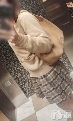 三条デリヘル 新潟デリヘル倶楽部　三条店(ニイガタデリヘルクラブ　サンジョウテン) かえで(18)の10月21日写メブログ「セーター」