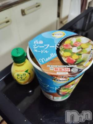 三条デリヘル 新潟デリヘル倶楽部　三条店(ニイガタデリヘルクラブ　サンジョウテン) かえで(18)の12月3日写メブログ「お気に入りの食べ方💞」