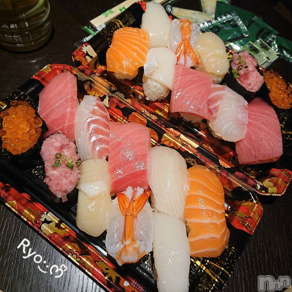 新潟人妻デリヘル人妻楼　新潟店(ヒトヅマロウ　ニイガタテン) 涼(33)の12月27日写メブログ「また遅くなっちゃったｹﾄﾞ🥺」