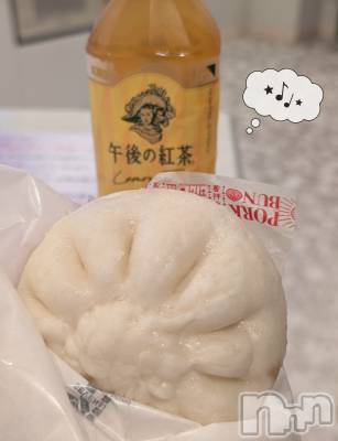 新潟デリヘル 人妻楼　新潟店(ヒトヅマロウ　ニイガタテン) 涼(33)の10月17日写メブログ「今週二度目の夜出勤🌙⭐💛」