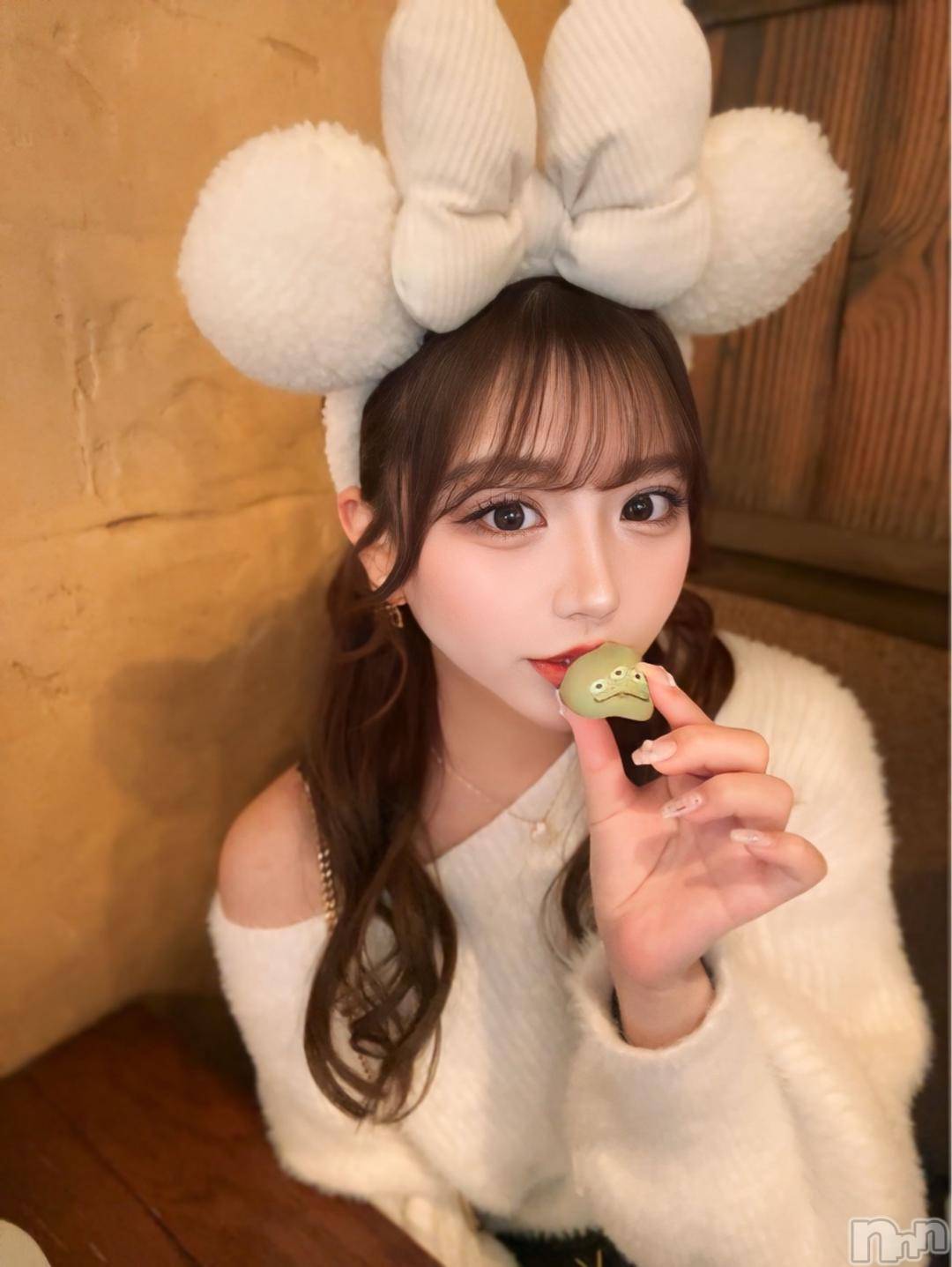 長岡デリヘルROOKIE(ルーキー)まゆ(20)の2024年11月27日写メブログ「密室で2人っきり、、、もうアレしかないよね？…///」