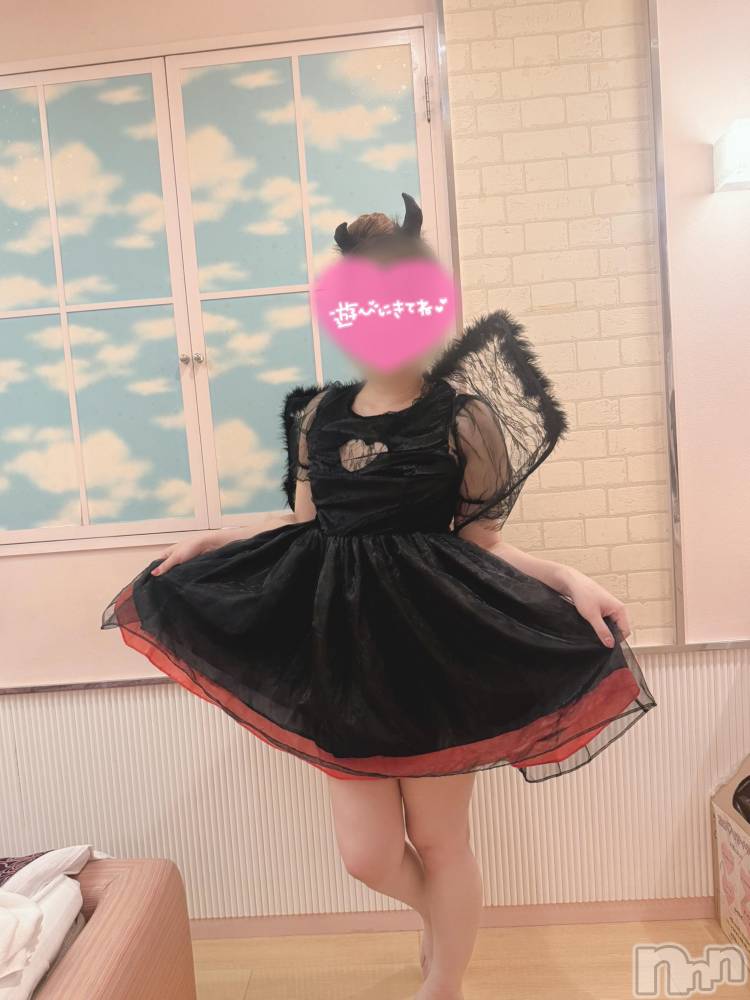 三条ぽっちゃり新潟三条燕ちゃんこ(ニイガタサンジョウツバメチャンコ) みく★プレミア(27)の10月5日写メブログ「でびでびでびる？」