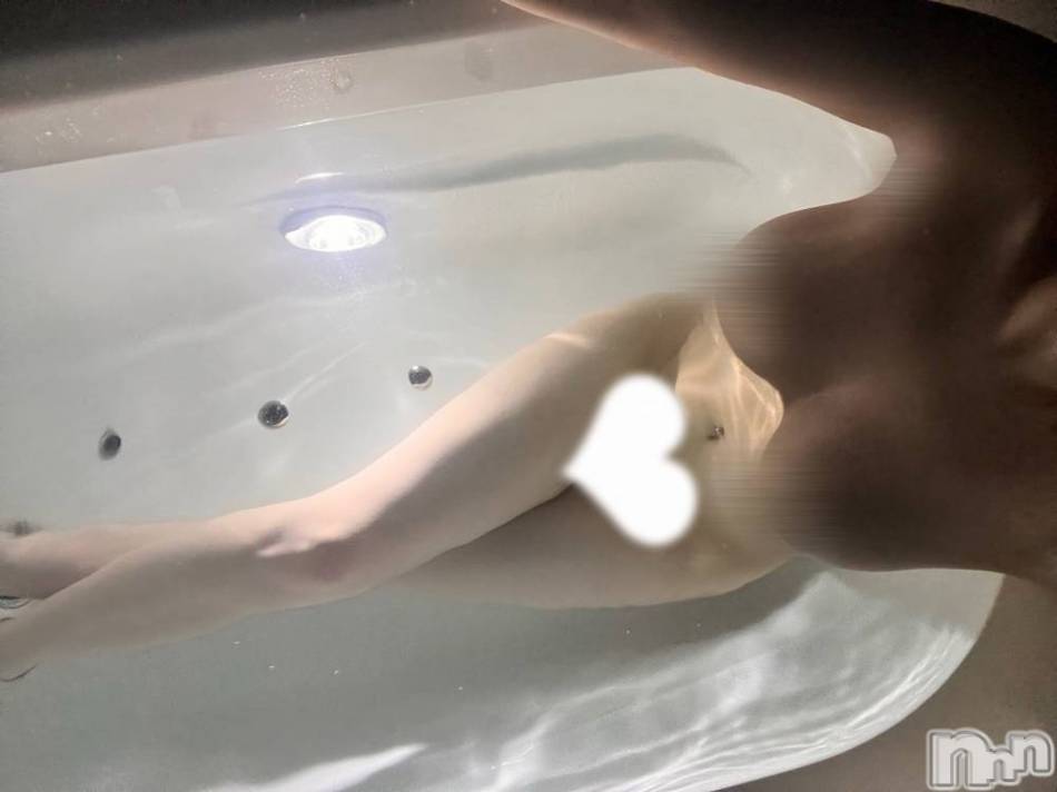 新潟デリヘル(クレスト)の2026年2月12日お店速報「天然Fカップ美女新人まいちゃん18歳のピチピチ女の子必見です」