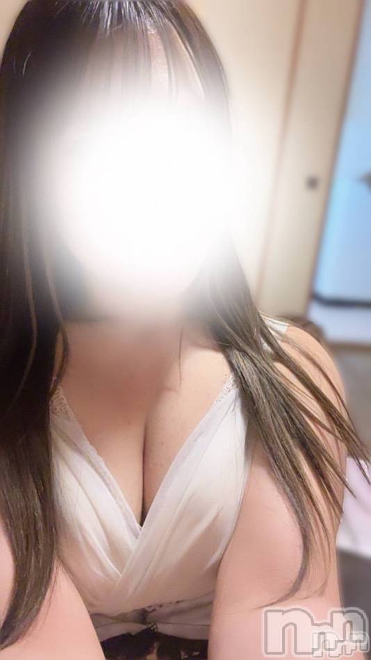 新潟デリヘル(クレスト)の2026年3月13日お店速報「新人こころちゃん可愛いルックスにエロボディ御予約お早めに」