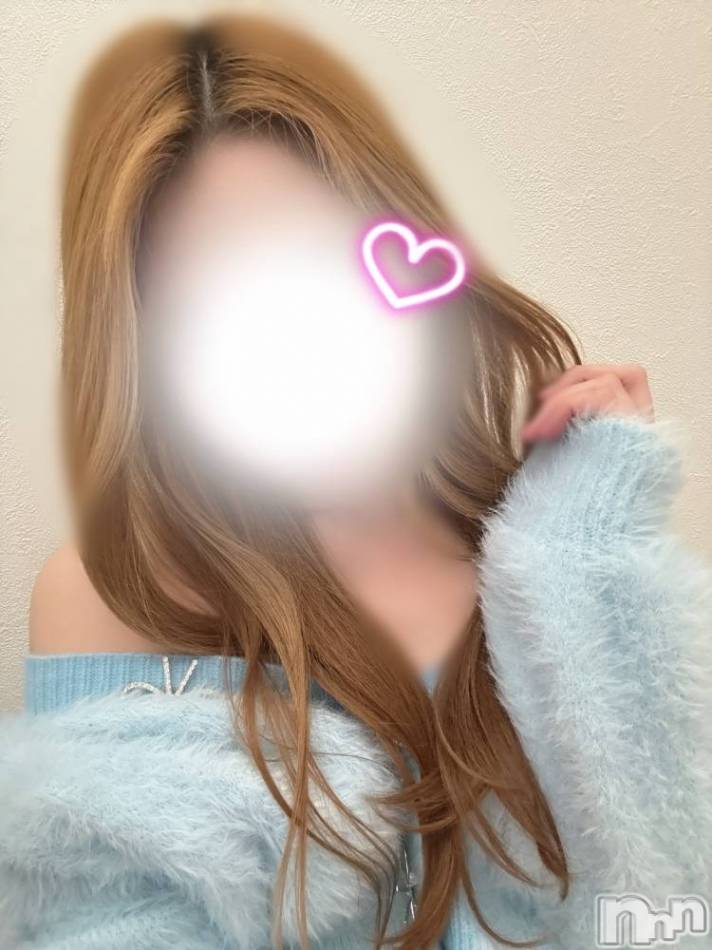 新潟デリヘル(クレスト)の2026年5月19日お店速報「イチオシエロくて可愛い淫乱美女かなえちゃん濃密濃厚なひとときを」