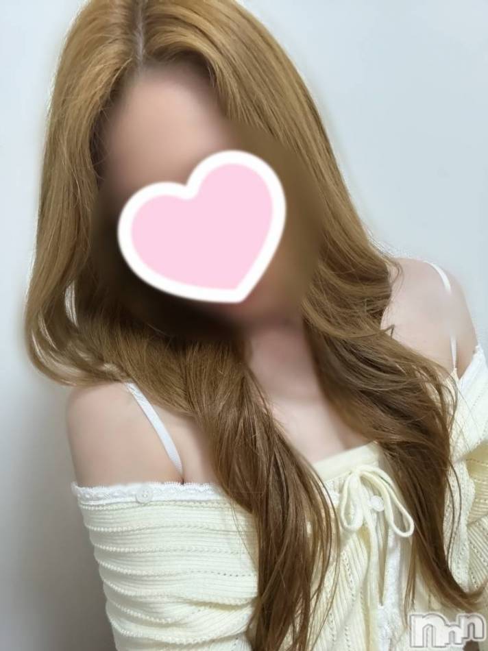 新潟デリヘル(クレスト)の2026年8月3日お店速報「スレンダー美女かなえちゃんエロテク抜群の美人美脚で最高です」