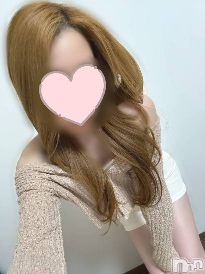 新潟デリヘル(クレスト)の2026年8月18日お店速報「スレンダー美女かなえちゃんエロテク抜群で濃密プレイ必見です」