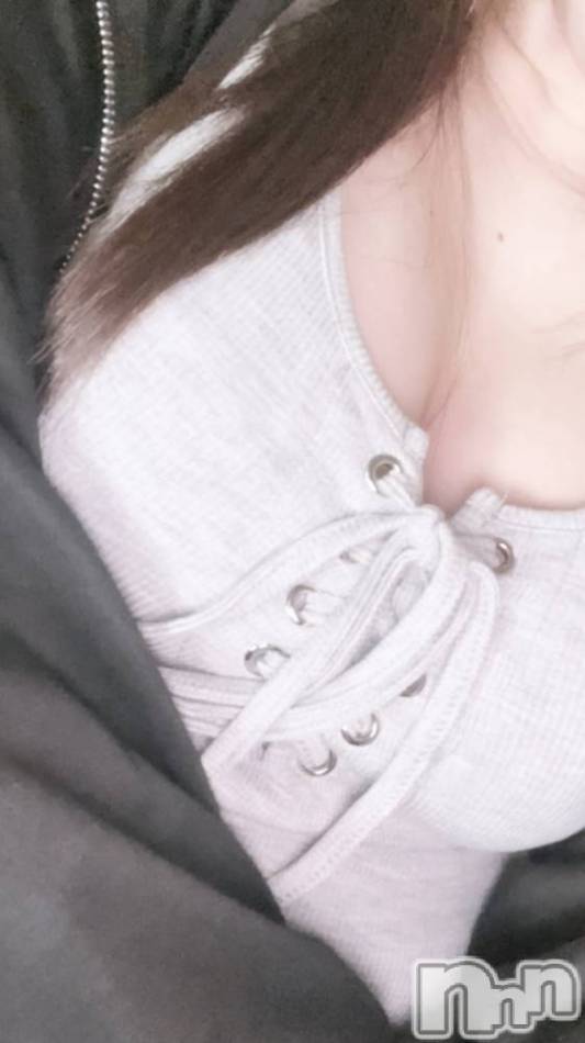 新潟デリヘル(クレスト)の2025年3月25日お店速報「ピチピチ18歳❣️新人ねねちゃん💗極美肌と全身敏感性感帯早い者勝ち❣️」