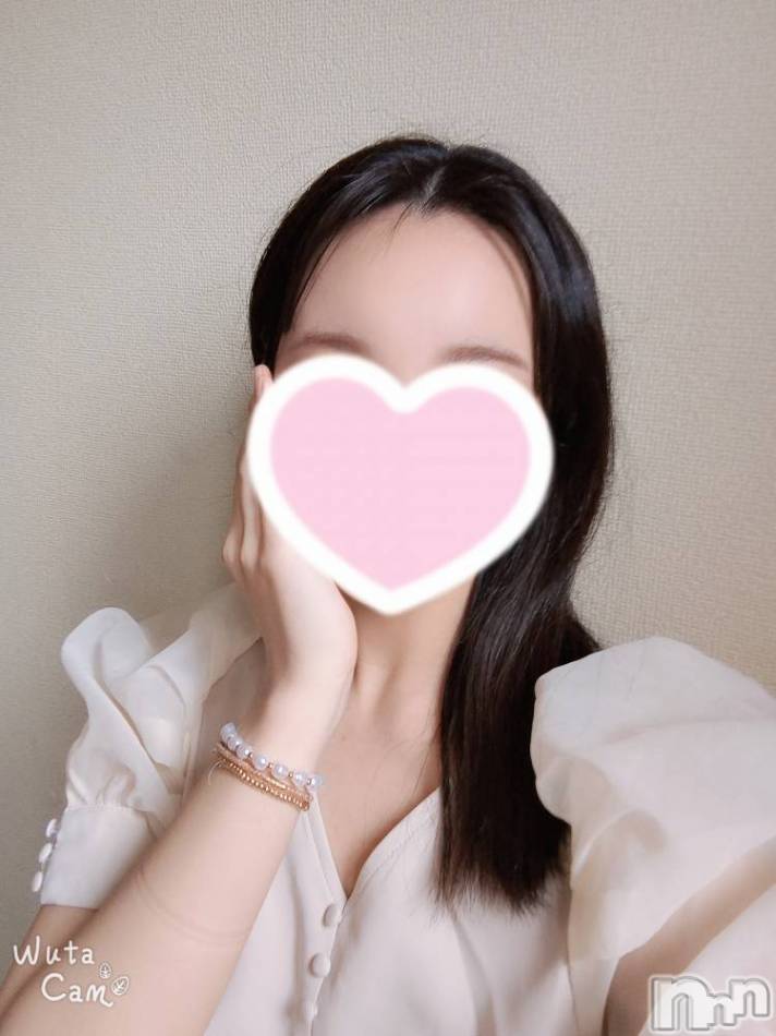 新潟デリヘル(クレスト)の2025年5月13日お店速報「エロ過ぎてごめんなさい皆様を虜にさせちゃう事間違いなしです」