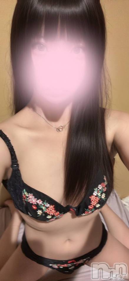 新潟デリヘル(クレスト)の2025年10月18日お店速報「2回目出勤ゆうなちゃん天真爛漫で小柄な美少女オススメです」