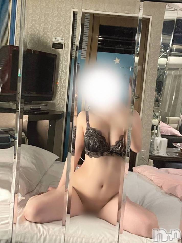 新潟デリヘル(クレスト)の2025年10月28日お店速報「Eカップ美女激かわルックスゆいちゃんご案内是非お見逃しなく」