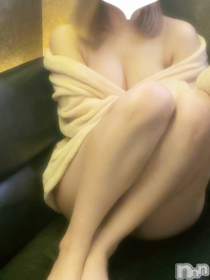 新潟デリヘル(クレスト)の2025年11月28日お店速報「業界完全未経験新人かえでちゃん王道の清楚系美少女オススメです」