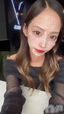 衪