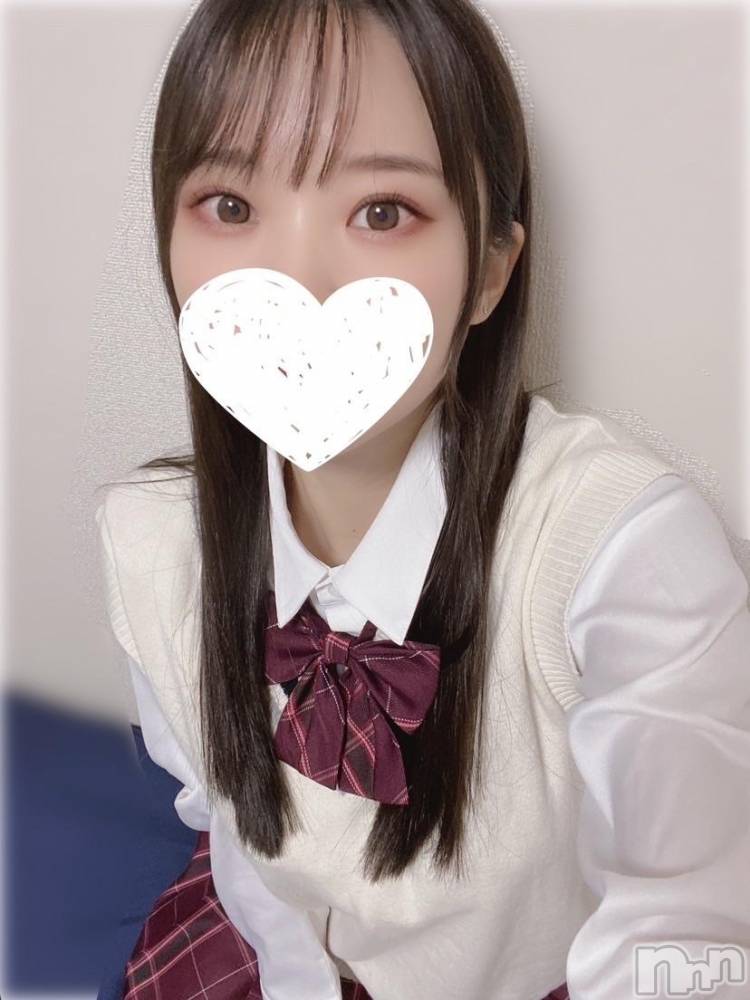 長岡デリヘル純・無垢(ジュンムク) えみか(21)の11月5日写メブログ「はじめまして🤍」