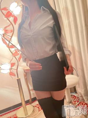 新潟デリヘル BIANCA～主人の知らない私～新潟店(ビアンカニイガタテン) 愛沢　れおな(38)の10月22日写メブログ「傘☂️」