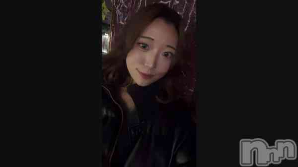 &#x1F64B;&#x1F3FB;&#x200D;&#xFE0F;