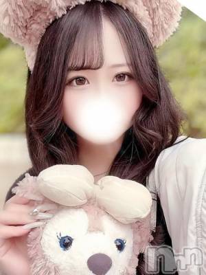 なな(20) 身長150cm、スリーサイズB87(E).W56.H86。上越デリヘル BLUE BIRD上越店在籍。
