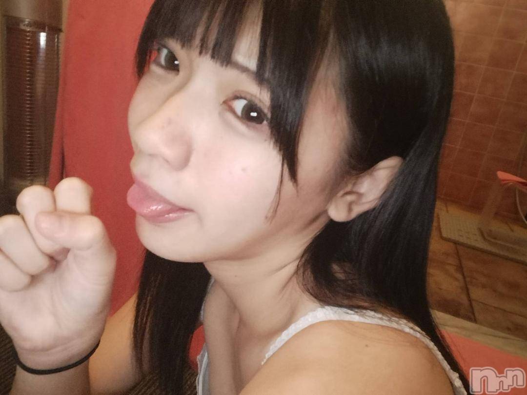 長岡デリヘルROOKIE(ルーキー)ことり☆プラチナ(19)の2024年10月22日写メブログ「いっぱ～ぃ●めてい～いっ、？///💕」