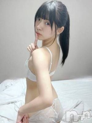 長岡デリヘル ROOKIE(ルーキー) ことり☆プラチナ(19)の3月11日写メブログ「🩵はだか、、、想像できる、、？」