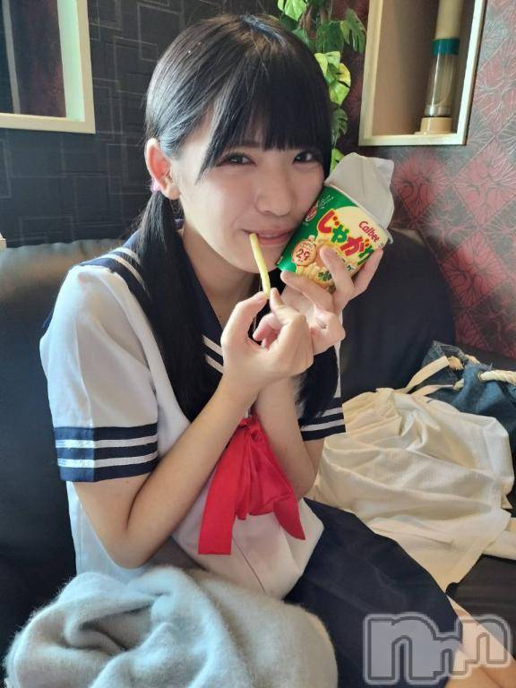 長岡デリヘル純・無垢(ジュンムク) すず(19)の3月16日写メブログ「あ～んっ///💕はいっ♡」