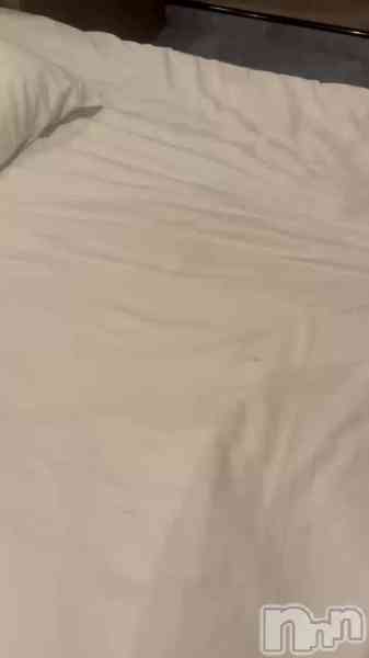 ななの動画 潮吹きがとまらない