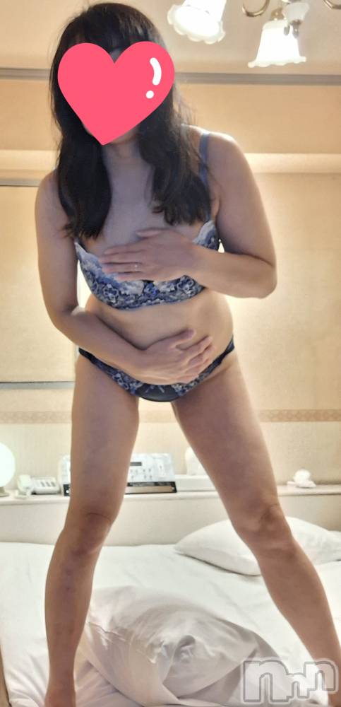 長岡人妻デリヘル奥様特急 長岡店(オクサマトッキュウナガオカテン) あかね(42)の10月18日写メブログ「華金だよー！」
