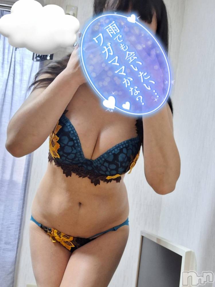 長岡人妻デリヘル奥様特急 長岡店(オクサマトッキュウナガオカテン) あかね(42)の11月22日写メブログ「華金だよー！」