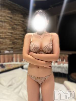 三条デリヘル Lady-出稼ぎ0！地域密着デリヘル-(レディー) ゆか☆美脚(22)の9月11日写メブログ「秋ぽさ 🍁🍂」