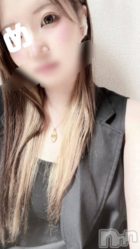 新潟デリヘル奥様特急 新潟店(オクサマトッキュウニイガタテン)りろ(26)の2024年10月11日写メブログ「ありがとっ🫶」