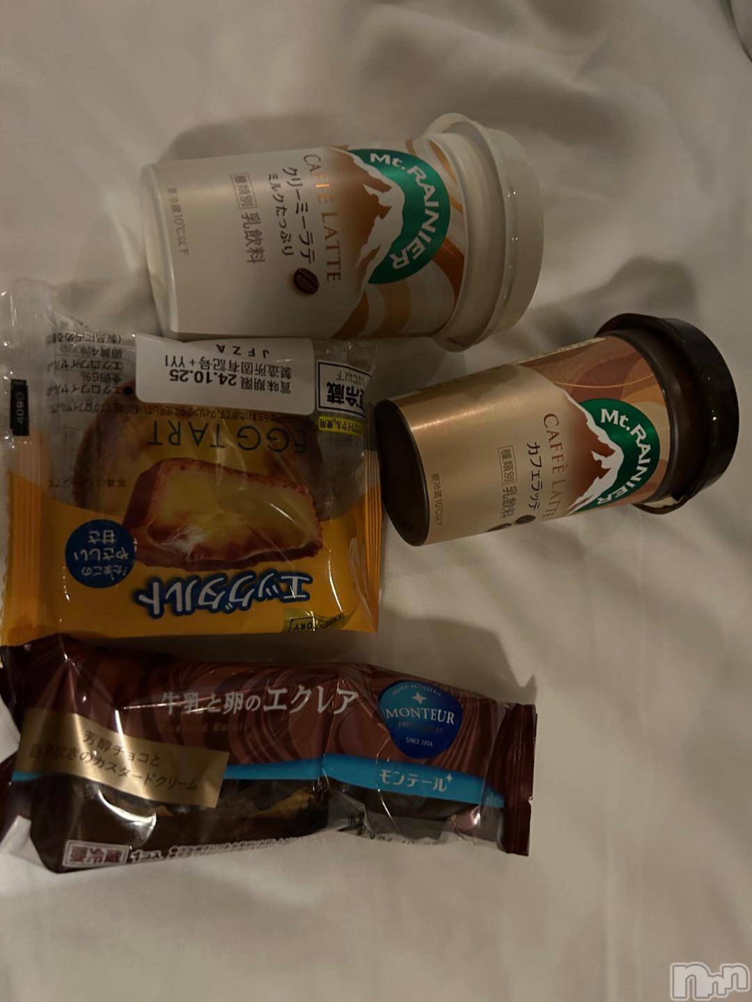 新潟デリヘル奥様特急 新潟店(オクサマトッキュウニイガタテン)りろ(26)の2024年10月25日写メブログ「ありがちょ🫶」