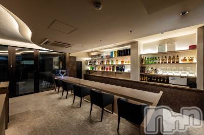 ���ܱ�������Х��顦����� Lounge e'nne(�饦�󥸥����)��Ź�ޥ��᡼������