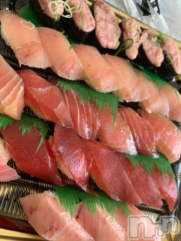 新潟デリヘル奥様特急 新潟店(オクサマトッキュウニイガタテン)ひみか(20)の2025年7月12日写メブログ「🐟🍣」