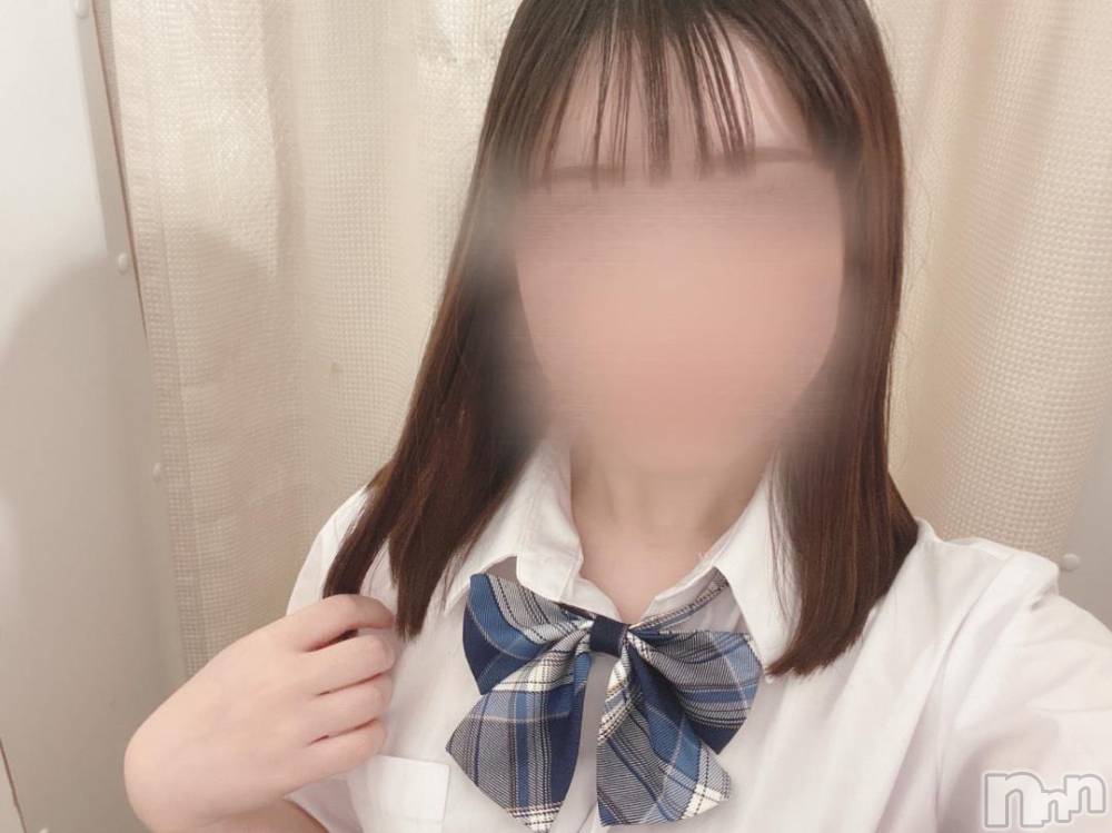 新潟手コキsleepy girl(スリーピーガール) 新人りいさちゃん(20)の10月20日写メブログ「出勤しました～！☀️」