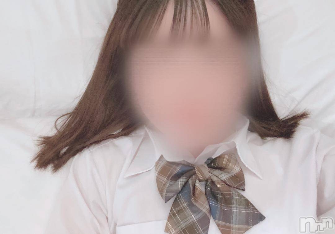 新潟手コキsleepy girl(スリーピーガール)新人りいさちゃん(20)の2024年11月3日写メブログ「〇〇フェチ･･･？🥰」