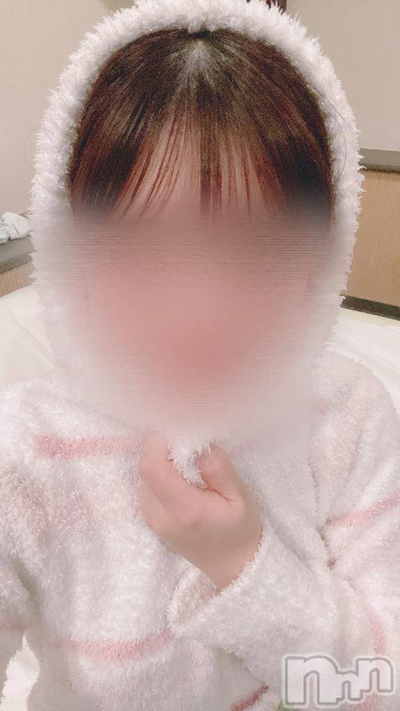 新潟手コキsleepy girl(スリーピーガール)新人りいさちゃん(20)の2025年5月3日写メブログ「あざとい、、？」
