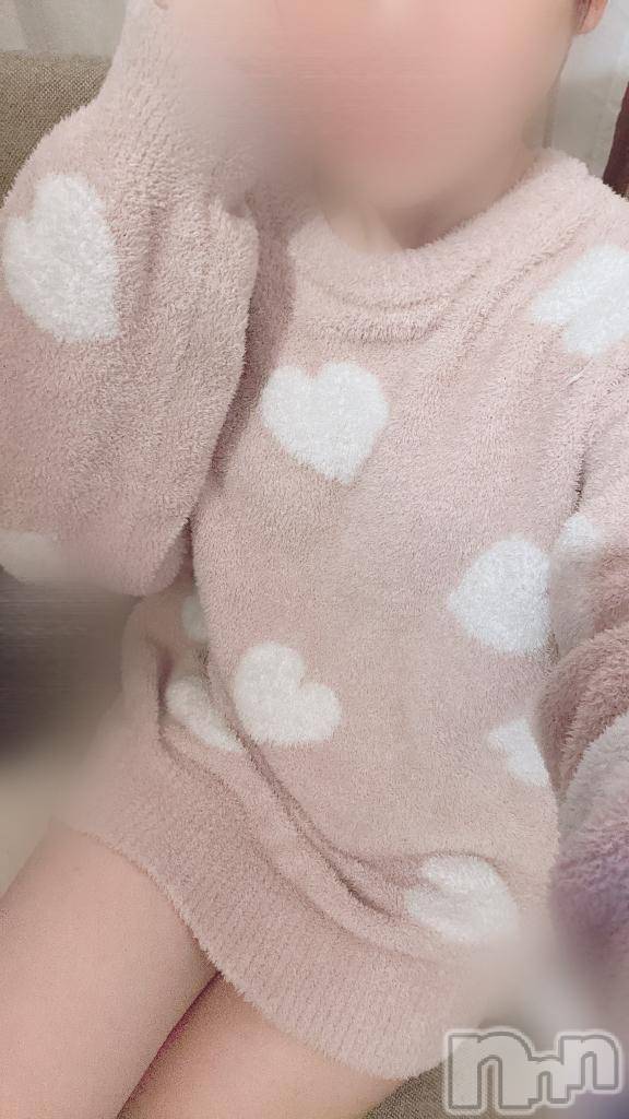 新潟デリヘルsleepy girl(スリーピーガール)りいさちゃん(20)の2025年10月11日写メブログ「あっためて？🥺」