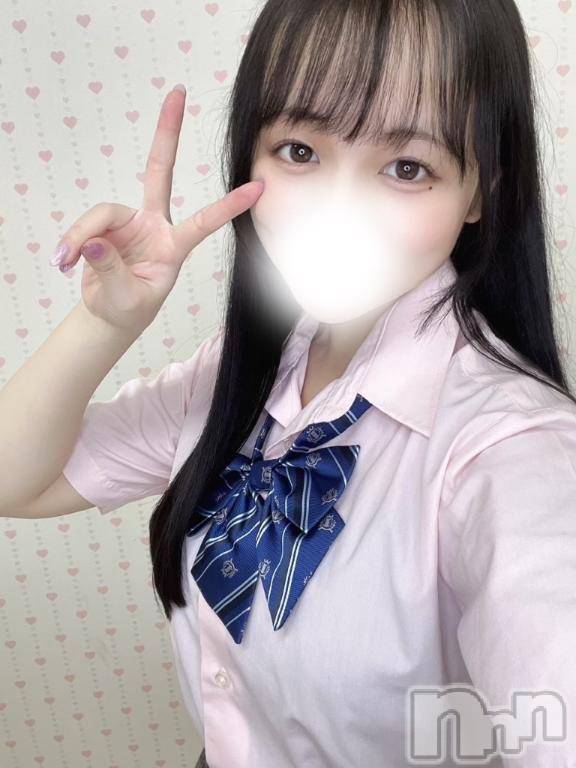 長岡デリヘル純・無垢(ジュンムク)つも(21)の2025年8月23日写メブログ「🐣お布団の安心感🐣」