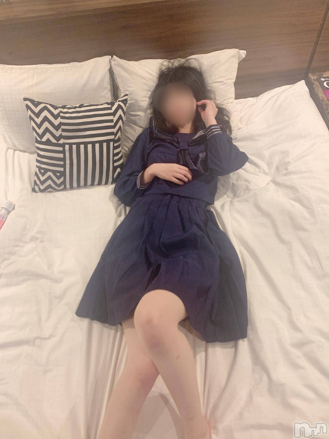 長岡デリヘル純・無垢(ジュンムク)えこ(19)の2024年10月20日写メブログ「🎀この先エロすぎ注意報🎀」